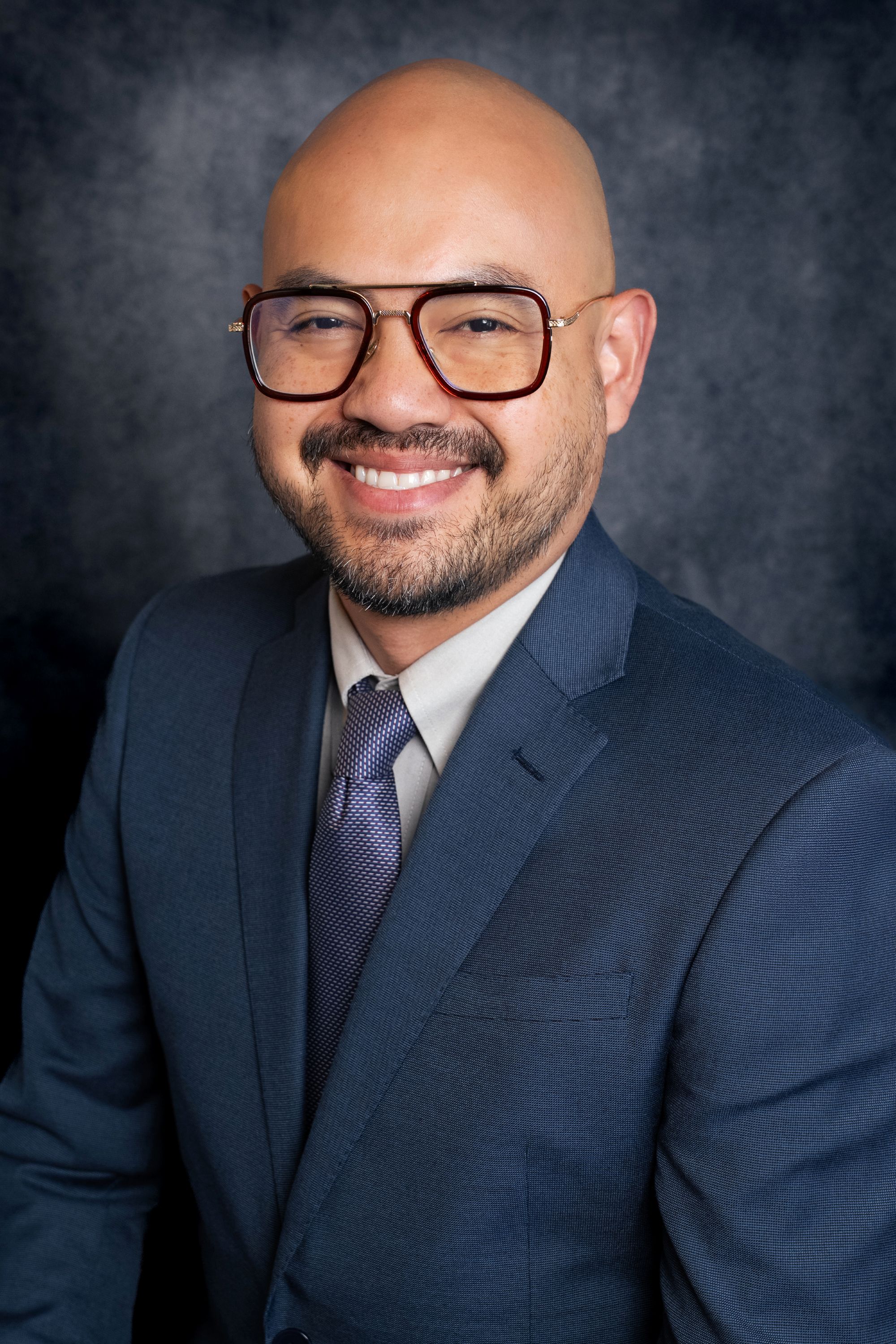 Andrew Tran Headshot